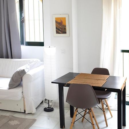 Atico Con Balcon En Pleno Centro Apartment เซบีญา ภายนอก รูปภาพ